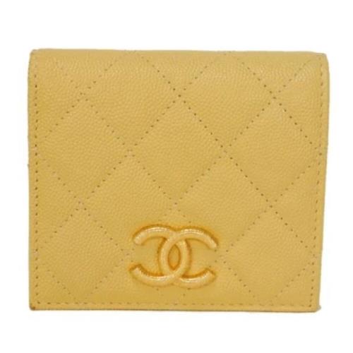 Pre-owned Leather wallets Chanel Vintage , Yellow , Dames