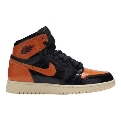 Limited Edition Retro High Shattered Backboard Nike , Multicolor , Dam...