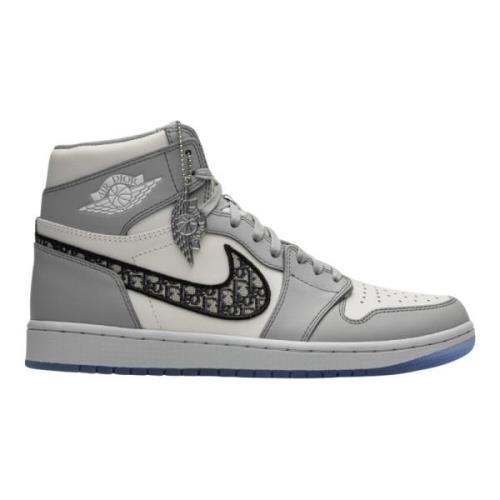 Beperkte oplage Air Jordan 1 Retro Nike , Gray , Heren