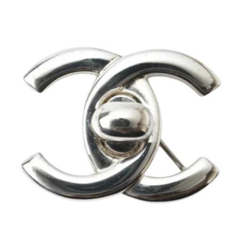 Pre-owned Metal chanel-jewelry Chanel Vintage , Gray , Dames