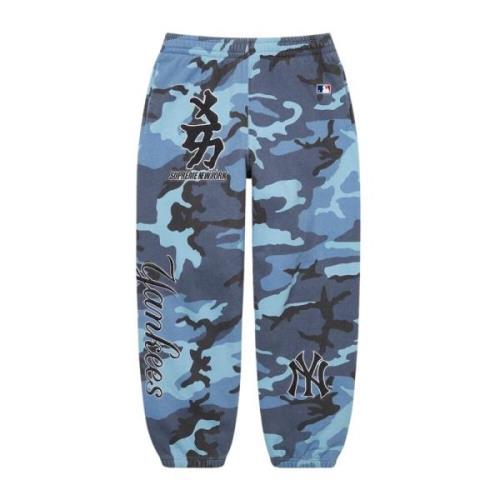 Limited Edition Yankees Kanji Sweatpant Blauw Camo Supreme , Multicolo...