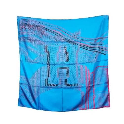 Pre-owned Silk scarves Hermès Vintage , Blue , Dames