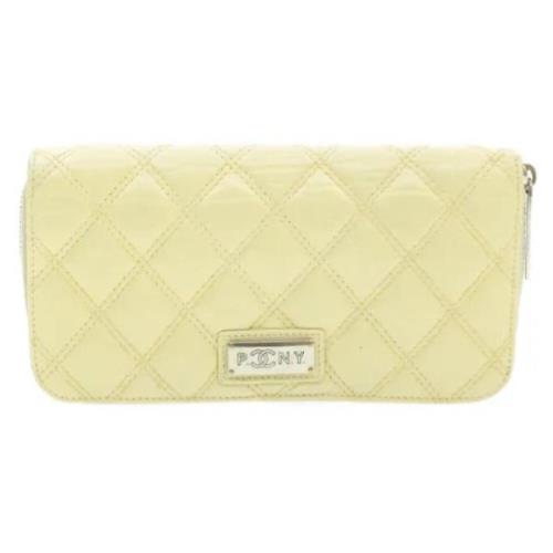 Pre-owned Leather wallets Chanel Vintage , Beige , Dames