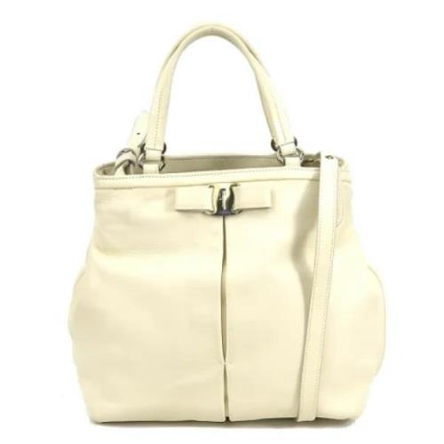 Pre-owned Leather handbags Salvatore Ferragamo Pre-owned , Beige , Dam...