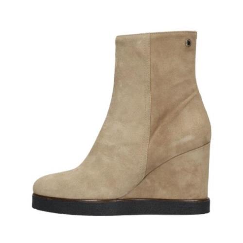 Beige Suède Enkellaarsjes met Sleehak Notre-v , Beige , Dames