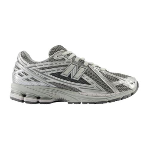 Grijze Sneakers voor Mannen en Vrouwen New Balance , Gray , Heren