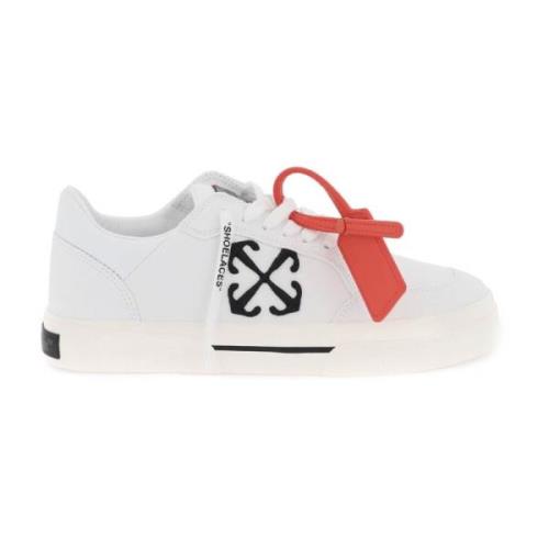 Canvas Vulcanized Sneakers met Arrow Motif Off White , White , Dames