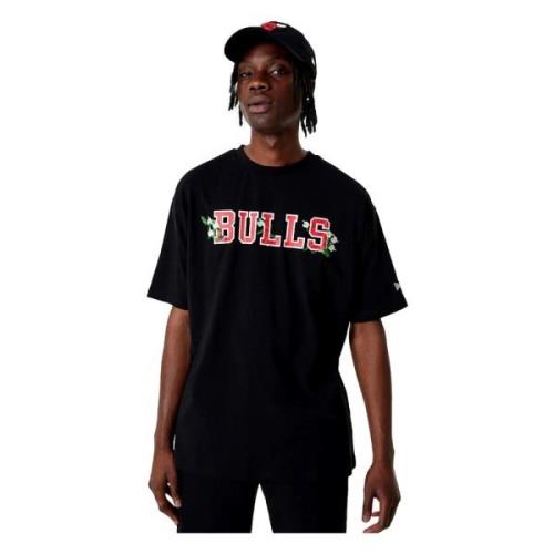 Zwarte Bulls NBA Bloemen Grafisch T-shirt New Era , Black , Unisex