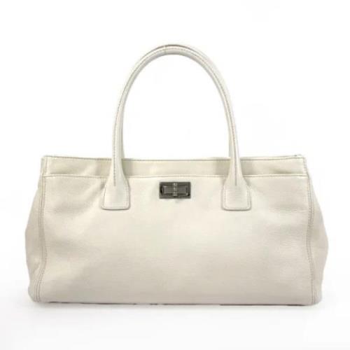 Pre-owned Canvas chanel-bags Chanel Vintage , White , Dames