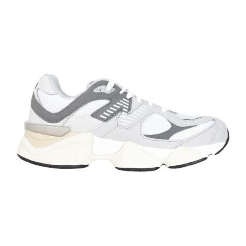 9060 Grijze Lage Profiel Sportieve Sneakers New Balance , Gray , Dames