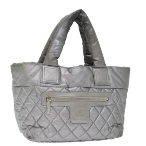 Pre-owned Nylon handbags Chanel Vintage , Gray , Dames