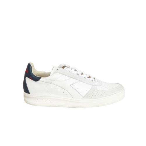 Witte Leren Hardloopschoenen met Grijs en Rood Detail Diadora , White ...