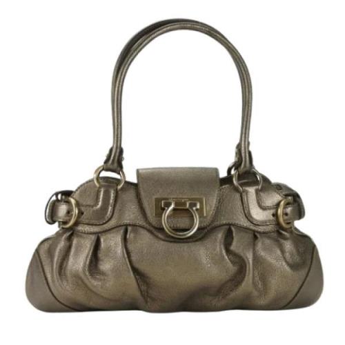 Pre-owned Fabric handbags Salvatore Ferragamo Pre-owned , Gray , Dames