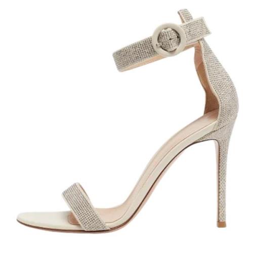 Pre-owned Leather sandals Gianvito Rossi Pre-owned , White , Dames