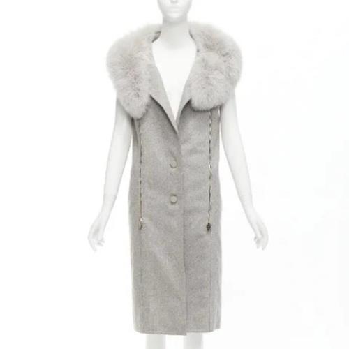 Pre-owned Fur outerwear Alexander Wang Pre-owned , Gray , Dames