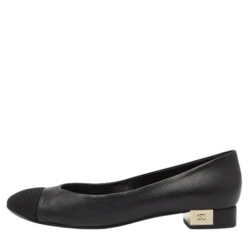 Pre-owned Canvas flats Chanel Vintage , Black , Dames