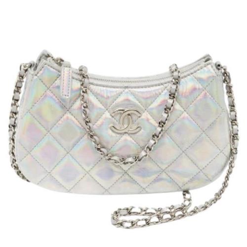 Pre-owned Leather clutches Chanel Vintage , Gray , Dames