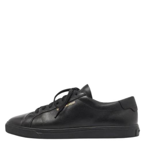 Pre-owned Leather sneakers Yves Saint Laurent Vintage , Black , Dames