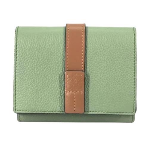 Pre-owned Leather wallets Loewe Pre-owned , Green , Dames