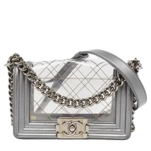 Pre-owned Leather shoulder-bags Chanel Vintage , Gray , Dames