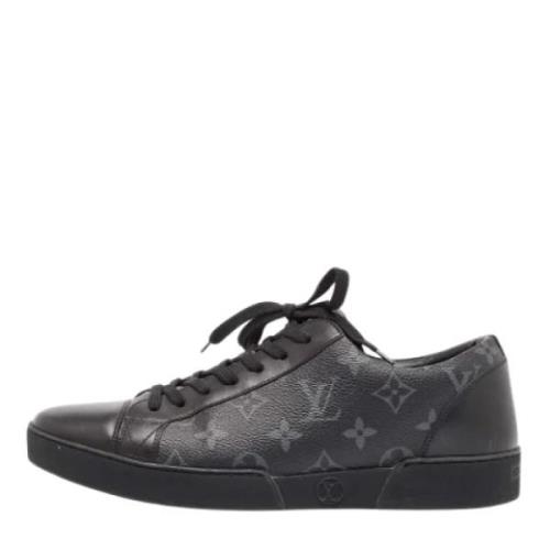 Pre-owned Canvas sneakers Louis Vuitton Vintage , Black , Heren