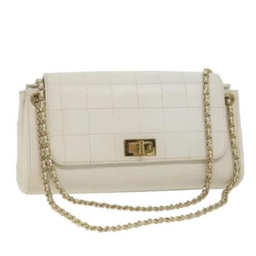 Pre-owned Leather shoulder-bags Chanel Vintage , White , Dames