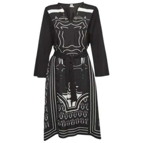 Pre-owned Silk dresses Hermès Vintage , Black , Dames