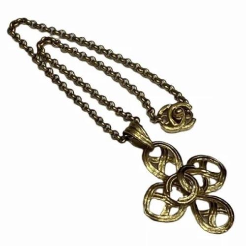 Pre-owned Metal chanel-jewelry Chanel Vintage , Yellow , Dames