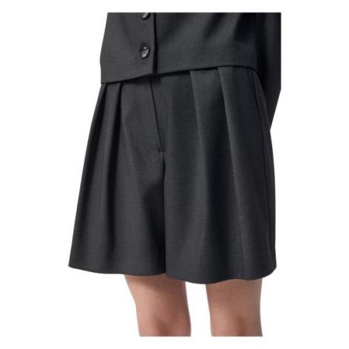 Elegante Grijze Pakstof Dames Shorts Bizuu , Gray , Dames