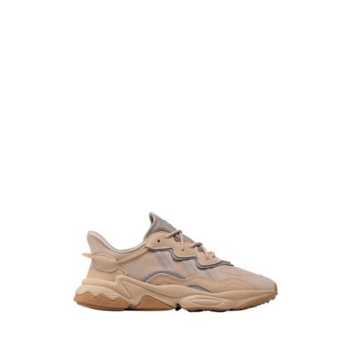 Beige Sneakers Stijlvol Comfortabel Mannen Adidas , Beige , Heren