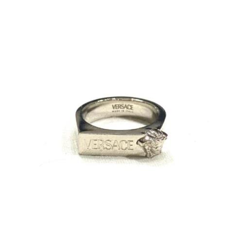 Pre-owned Metal rings Versace Pre-owned , Gray , Dames