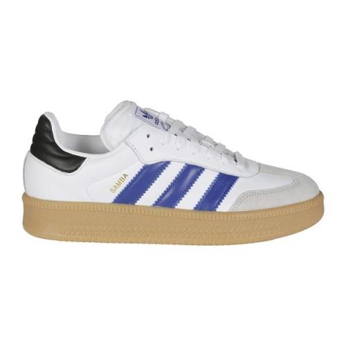 Stijlvolle Samba Sneakers voor Actieve Levensstijl Adidas , White , He...