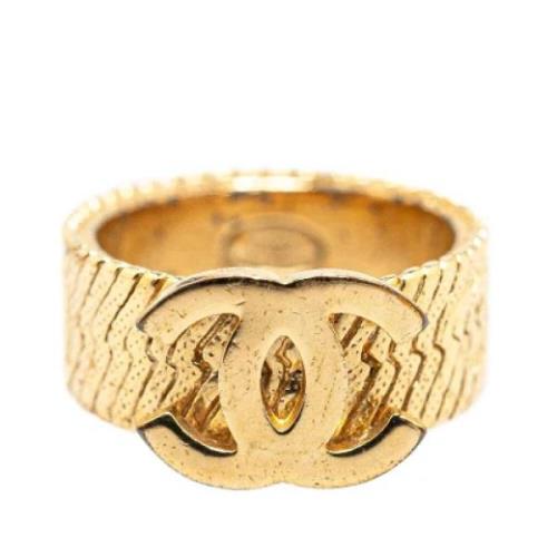 Pre-owned Metal chanel-jewelry Chanel Vintage , Yellow , Dames