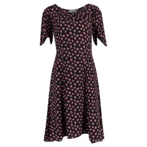 Pre-owned Silk dresses Prada Vintage , Black , Dames