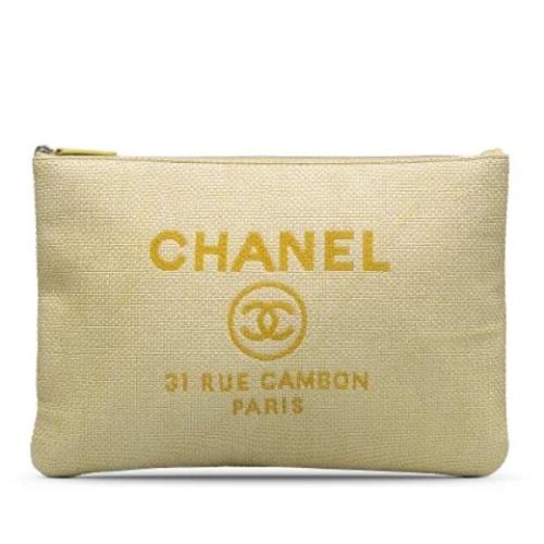 Pre-owned Raffia clutches Chanel Vintage , Beige , Dames