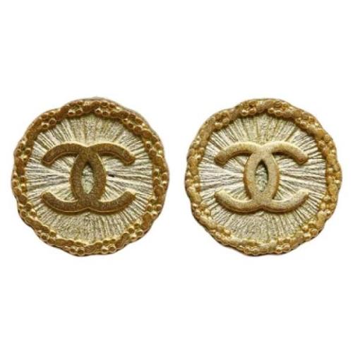 Pre-owned Metal earrings Chanel Vintage , Yellow , Dames