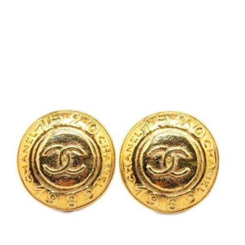 Pre-owned Metal earrings Chanel Vintage , Yellow , Dames