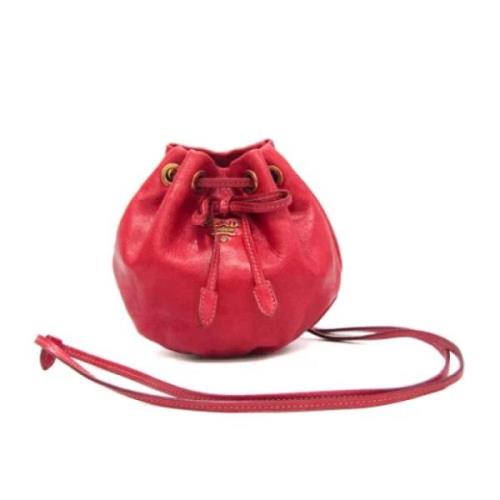 Pre-owned Leather clutches Prada Vintage , Red , Dames