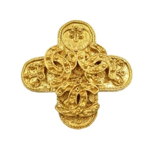 Pre-owned Metal brooches Chanel Vintage , Yellow , Dames