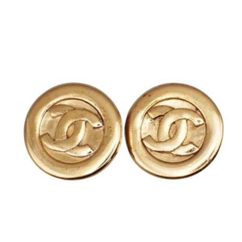 Pre-owned Metal earrings Chanel Vintage , Yellow , Dames