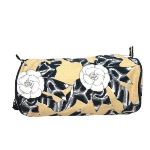 Pre-owned Canvas clutches Chanel Vintage , Beige , Dames