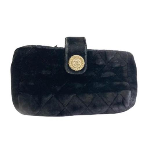 Pre-owned Suede clutches Chanel Vintage , Blue , Dames