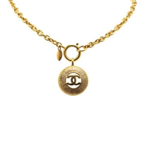 Pre-owned Metal necklaces Chanel Vintage , Yellow , Dames