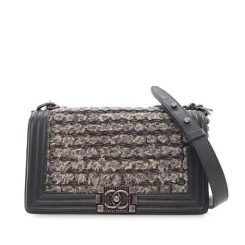 Pre-owned Fabric shoulder-bags Chanel Vintage , Gray , Dames