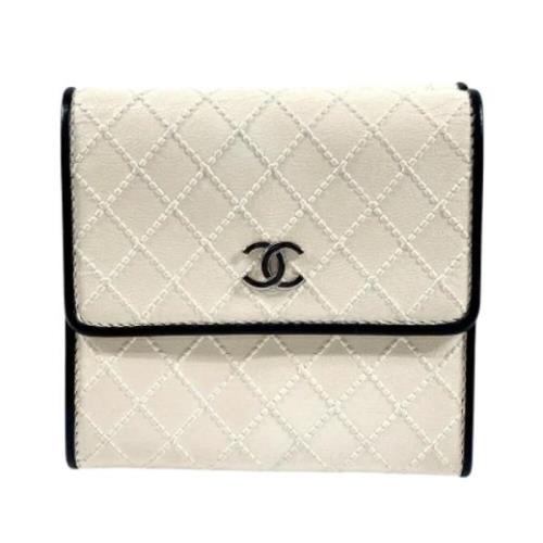 Pre-owned Leather wallets Chanel Vintage , White , Dames