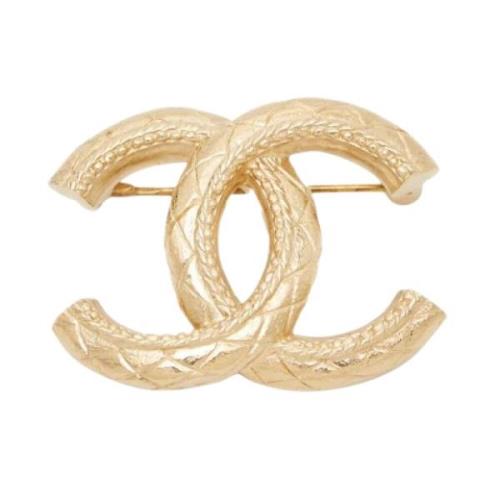 Pre-owned Metal chanel-jewelry Chanel Vintage , Yellow , Dames