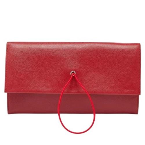 Pre-owned Leather clutches Prada Vintage , Red , Dames