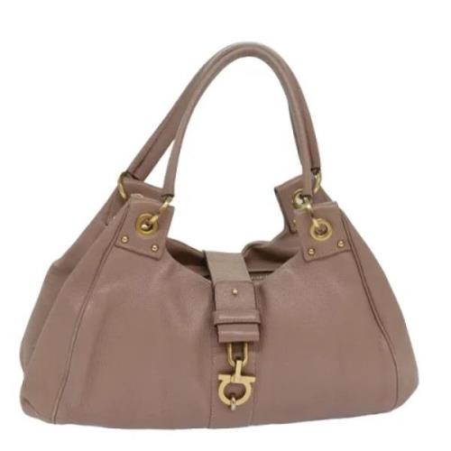 Pre-owned Leather handbags Salvatore Ferragamo Pre-owned , Beige , Dam...