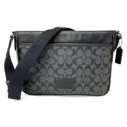 Pre-owned Plastic shoulder-bags Coach Pre-owned , Black , Dames