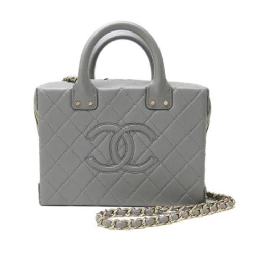 Pre-owned Leather chanel-bags Chanel Vintage , Gray , Dames